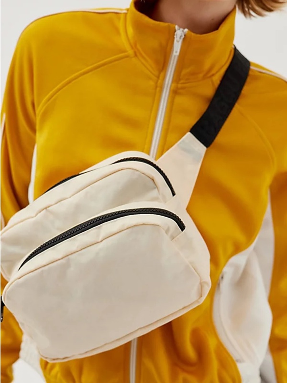 Baggu Cream Crossbody 
 Fanny Pack belt bag - Minimal Everyday Carry
